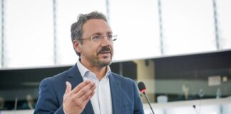 Concessioni Autostradali. Gli eurodeputati Corrao, Pedicini e D’Amato: “Lettera di Atlantia alla Commissione Europea? Bruxelles prenda posizione”.