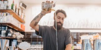 Il 14 giugno è il Bourbon Day! Ecco tre cocktail del digital bartender Gabriele Stillitani (@mint_drink) per festeggiare anche a casa.