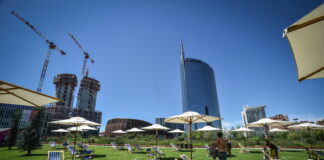 Lidobam, spiaggia verde alla Biblioteca degli Alberi.