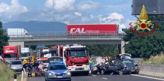 Auto precipita da un ponte, 2 morti a Vermezzo con Zelo.