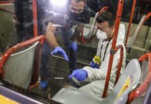Accoltellato su bus, movente guerra tra bande di latinos.