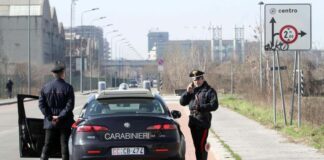 Rapine ed estorsioni, Carabinieri arrestano 10 persone a Corsico.