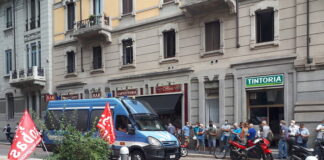 Lavoro, presidio Fedex davanti Prefettura.