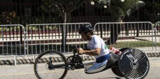Alex Zanardi dimesso da ospedale di Siena e trasferito a Villa Beretta a Lecco.