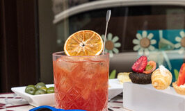 Basta happy hour, torna l’aperitivo all’italiana.