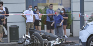 Scontro con van, muore motociclista.