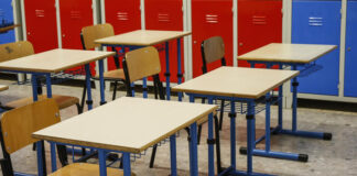 Scuola, pronti moduli classe temporanei.