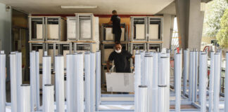 Scuola, consegnati banchi monoposto a Codogno, Alzano e Nembro.