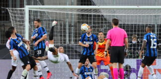 Europa League, Inter beffata, il gol decisivo Lukaku lo fa nella sua porta. Aria di addio per Conte.
