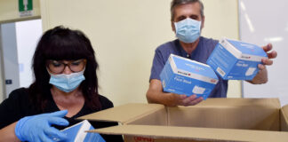 Coronavirus, fase 3, Comune distribuisce mascherine attraverso le farmacie.
