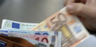 Confesercenti, i consumi non recuperano. In sei mesi spariti 2.300 euro di spesa a famiglia, in totale quasi 60 miliardi in meno.