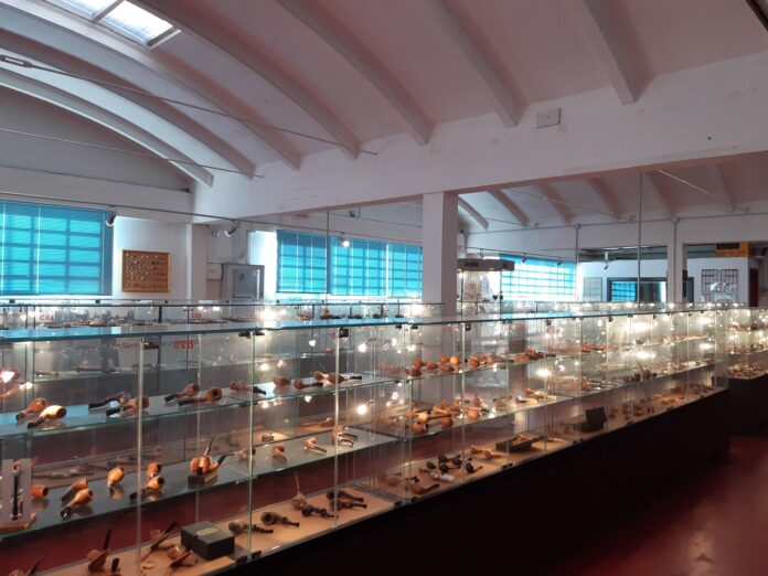 Brebbia (VA), Museo delle pipe