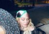 Anche Madonna indossa il foulard di Luigi Veccia per Save The Children in favore dei bambini di Scampia.