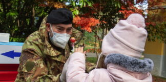 Vaccino antinfluenzale per bambini all’ospedale militare di Baggio.