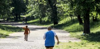 Runner muore, amico multato per violazione zona rossa.