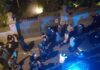 Bergamo, cittadini e commercianti esasperati protestano sotto casa di Gori.