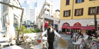 Qualità della vita, Milano precipita. De Corato: non è solo il covid, è la capitale del crimine, Sala pensa al green.