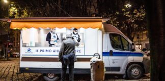 Pasti caldi e monitoraggio in strada: Progetto Arca è vicino ai senzatetto nell’inverno dell’emergenza sanitaria fino al 7 febbrao, numero solidale 45584.