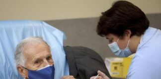 Vaccino, Garattini: Astrazeneca sfortunata ma comunicazione insufficiente.