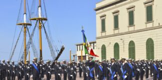 46 allievi ufficiali giurano all’Accademia Navale di Livorno.