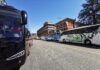Protestano anche i bus turistici in piazza Duca d’Aosta.