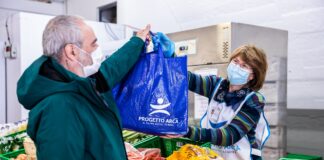 Spesa del giorno, Progetto Arca ancora a sostegno delle famiglie povere.