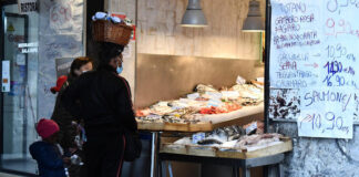 Istat, nel 2020 record povertà assoluta in Italia, 2 milioni di famiglie e 5,6 milioni di individui.