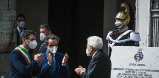 Mattarella a Cremona per inaugurazione targa vittime covid.