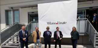Sea dona agli Alpini il prefebbricato di Linate.