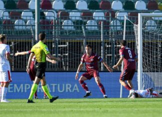 Playoff, una tripletta di Baldini schianta il Monza, servirà un’impresa per guadagnare la finale.