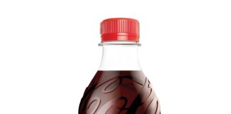 Coca-Cola, nuova bottiglia in 100% plastica riciclata prodotta a Marcianise.