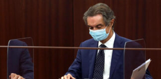 Coronavirus, Fontana: scesi sotto 100 ricoveri in terapia intensiva. Grande senso di responsabilità dei cittadini sui vaccini.