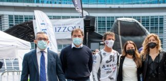 La mototerapia per i ragazzi disabili in Piazza della Regione.