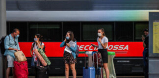 Trenitalia, orario estivo, Frecciarossa notturno da Milano alla Calabria.