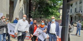 Lavoro precario, manifestazione dei giornalisti davanti alla Prefettura.