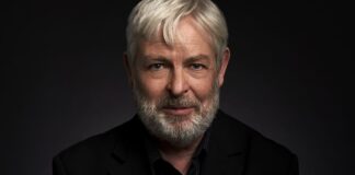 Estate Sforzesca, Jonathan Coe ed Artchipel Orchestra il 19 luglio per una serata di letteratura e musica.