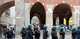 Rissa in Piazza Mercati, Daspo urbano a 3 senegalesi ed un tunisino, De Corato (FdI): aspetiamo i mediatori culturali di Del Corno.