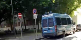 Sgomberato centro sociale via Iglesias, Piscina (Municipio 2): Sala troppo acccondiscendente e silenzioso.