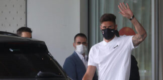 Milan, visite mediche e firma per Giroud.