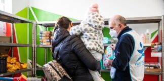 “Kit prima infanzia” in tutta Italia: sostegno alimentare ed educativo per 1.000 bambini di famiglie fragili, a cura di Progetto Arca e Fondazione Mediolanum.