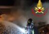Incendio in deposito di rifiuti a Lodi.