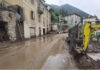Maltempo, piena del torrente Varrone, evacuate 120 persone in un campeggio a Lecco.