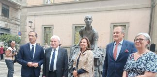 Scoperta la statua di Cristina Trivulzio di Belgioioso.