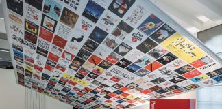 Grande affluenza di pubblico in Triennale durante il supersalone: prorogata la mostra il Salone / la Città fino al 19 settembre.