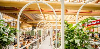 Terminato il restyling della Food Court ad Arese, progettata per ritrovare il piacere di stare insieme e…non solo!