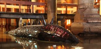 Tra vetro di Murano e acqua: “Il mostro della laguna” è la fontana artistica protagonista di Vision Milan Glass Week.