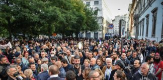 No Green Pass, corteo di protesta per il 12mo sabato consecutivo.