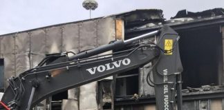 Aereo precipitato, trovati resti meccanici ed umani.
