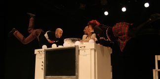 Fine Famiglia, dall’11 al 14 novembre al Teatro Leonardo.