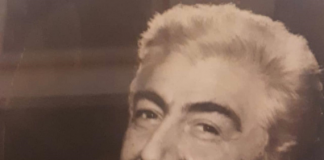 Targa in onore di Gino Bramieri al Cinema Teatro Eduardo di Opera.